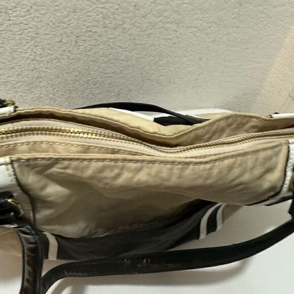 Kipling Large Tote cream black white nylon patent black handles - Picture 6 of 13